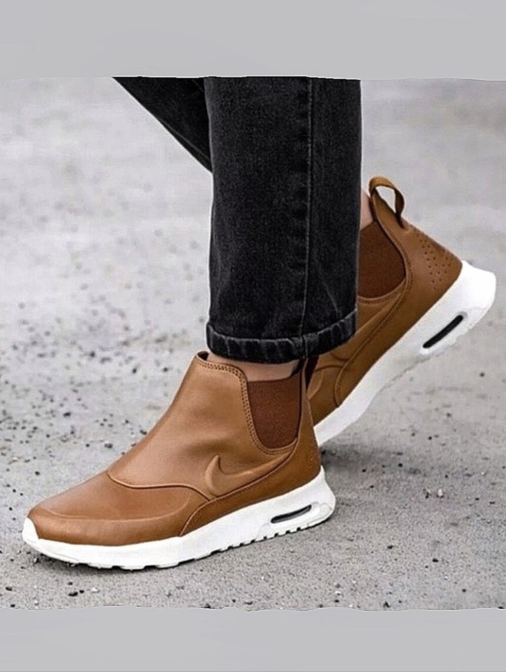 NIKE Air Max Thea Mid Sneaker Boots US 9 Ale Brown Leather